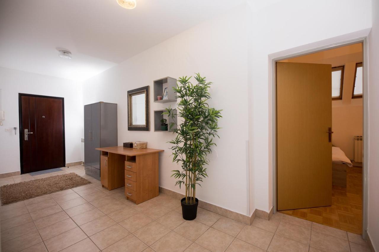 Apartman Ana Osijek Exterior photo