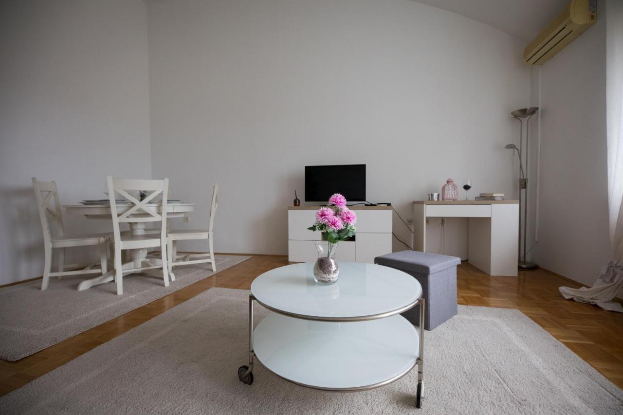 Apartman Ana Osijek Exterior photo